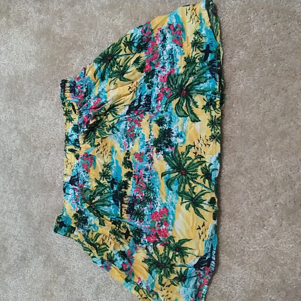 Forever 21 tropical mini skirt, M